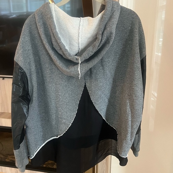 Trendy Grey Hoodie w/ Faux Leather Sleeves & Cut-Out Back – Size Small (Fits M) - Picture 15 of 15